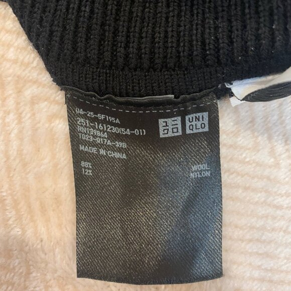 UNIQLO x LEMAIRE Black Wool Blend Skirt - Picture 4 of 9